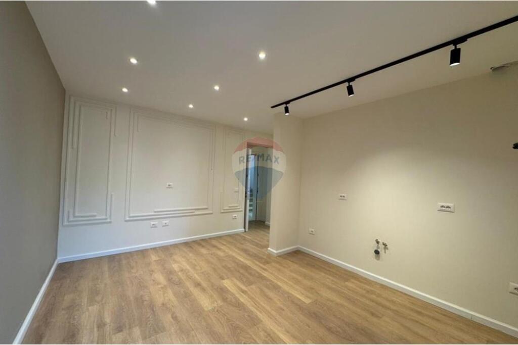 APARTAMENT 1+1 PER SHITJE TE MYSLYM SHYRI