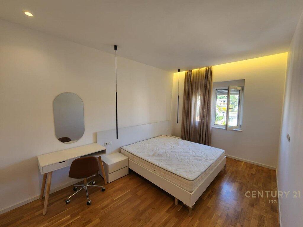 Apartament me qera 3+1 tek Touch of the Sun!