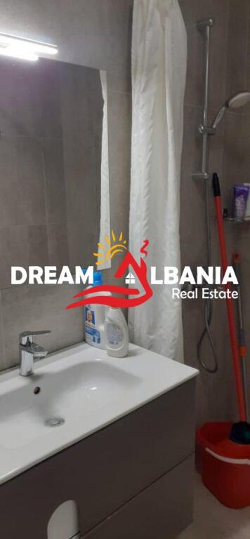Apartament 2+1 me qera prane Kristal Center ( ID 42215417)