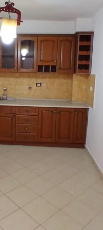 APARTAMENT ME QERA 1+1