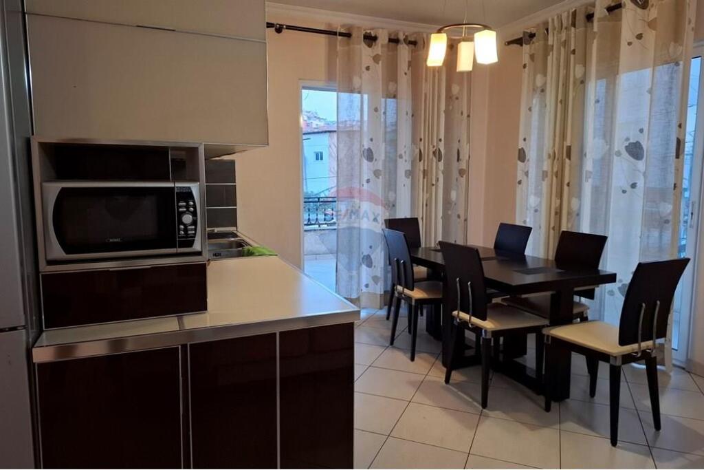 Jepet me qira vile ne Selite