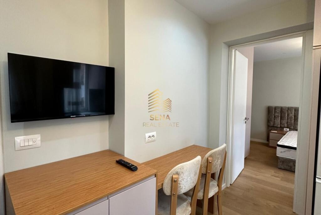 Qira, Apartament 1+1, Myslym Shyri, 50,000 Lek