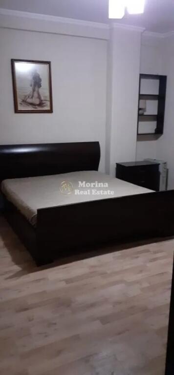 Rent, Apartment 2+1+2Bllk Komuna Parisit, 600 euro/month