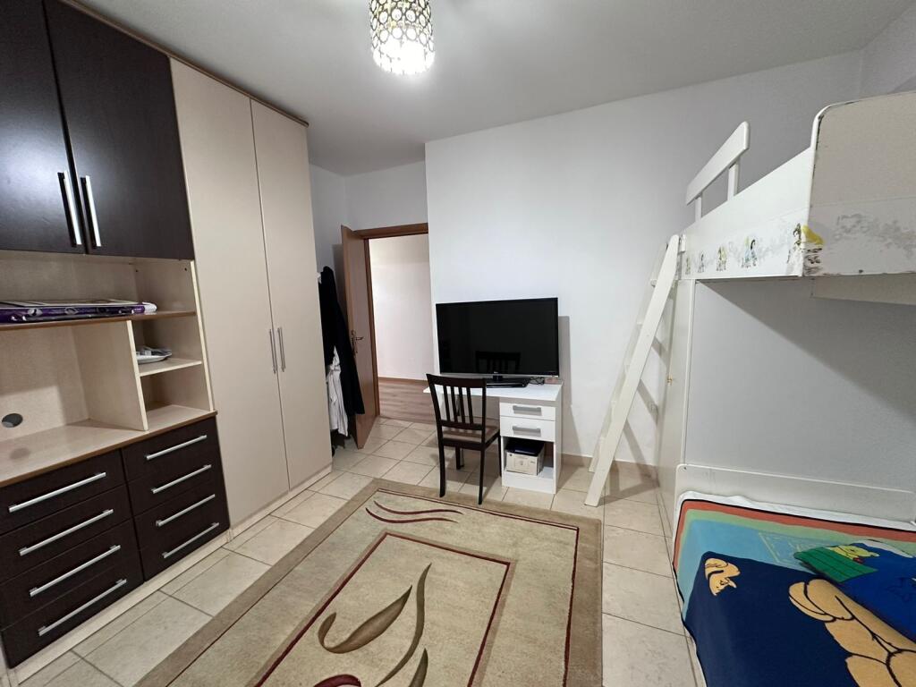 Apartament me qera tek rruga Bill Klinton