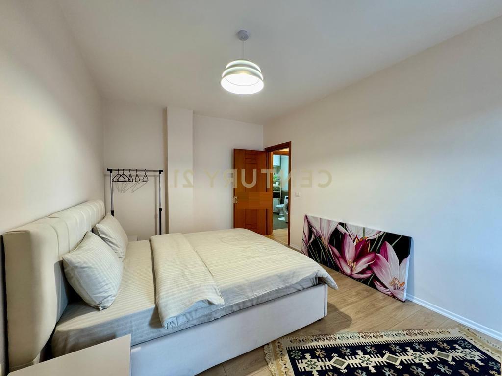 JEPET ME QIRA, APARTAMENT MODERN 1+1, RRUGA KAVAJËS