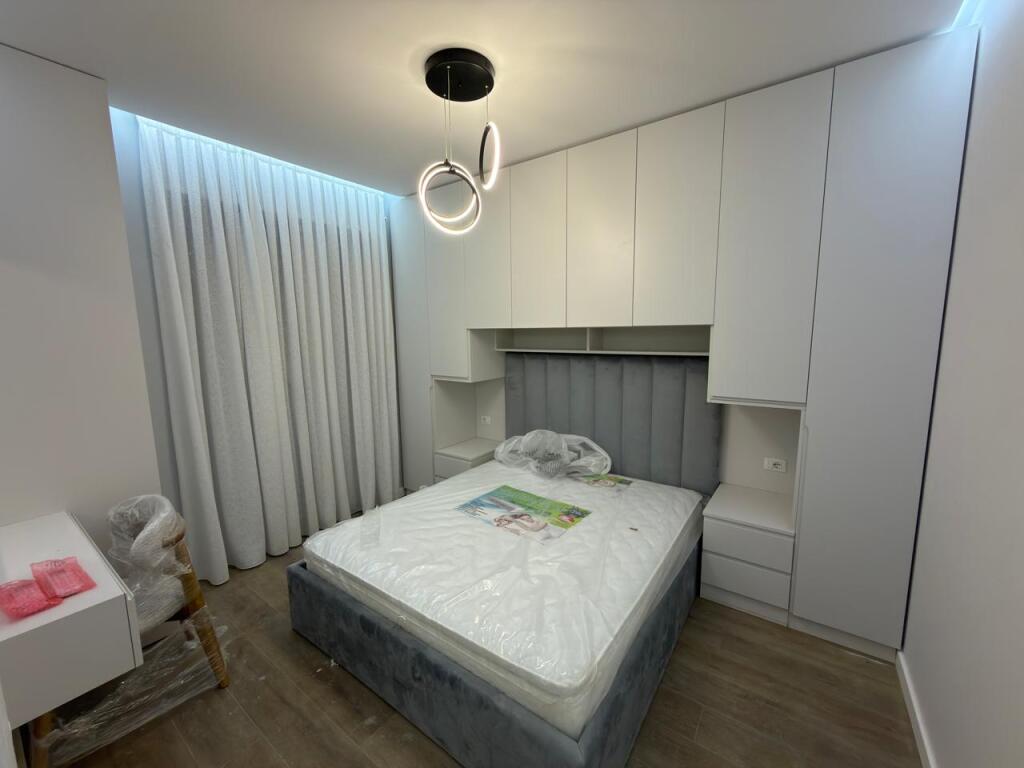 🏢 Appartamento 2+1 in affitto 📍 Indirizzo: Via “5 Maji”, Tirana