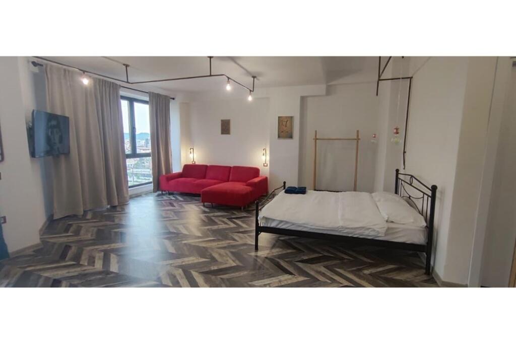 Apartament 1+1 prane Bulevardit te Ri!