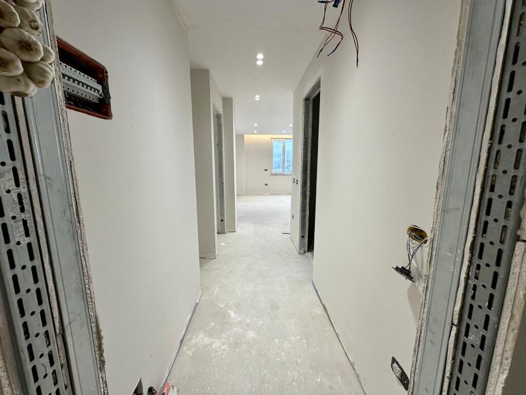 📣 QERA Per Zyre Apartament 3+1 📍 Prane Ish-Ekspozites ✨