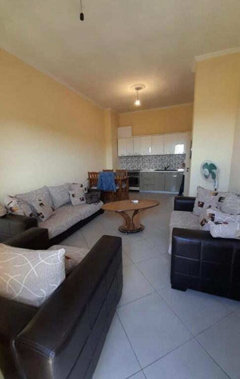 Apartament me qera 2+1+2 - 📍Astir