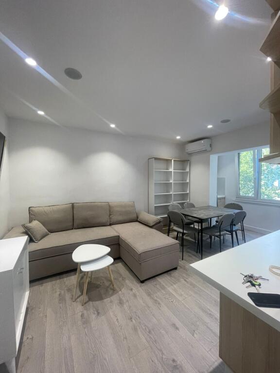 🏢Asim Vokshi Street, opposite the "Harry Fultz" Institute, a 1+1 furnished apartment is for rent. 55,000 Leke