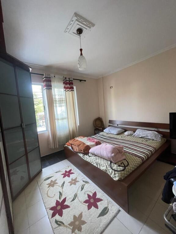APARTAMENT ME QERA 2+1 PALLATI I BRIGADAVE 600 EURO