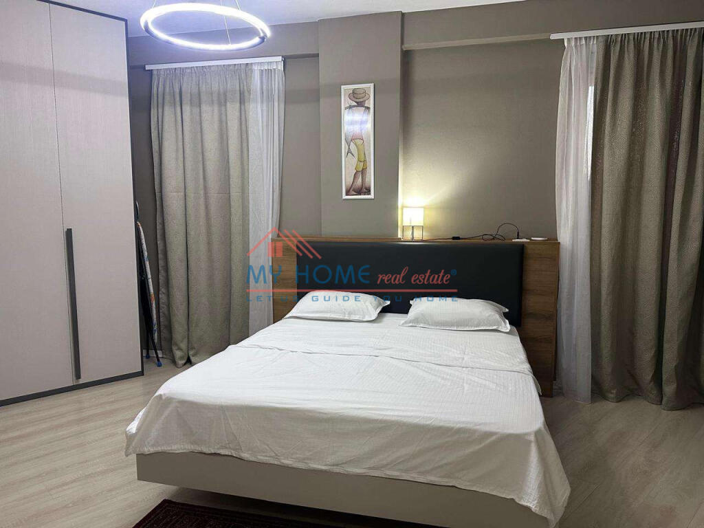 Apartament 1+1 me qira tek Shkolla e Baletit