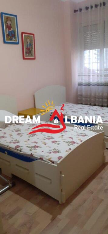 Apartament 2+1 me qera prane Kristal Center ( ID 42215417)