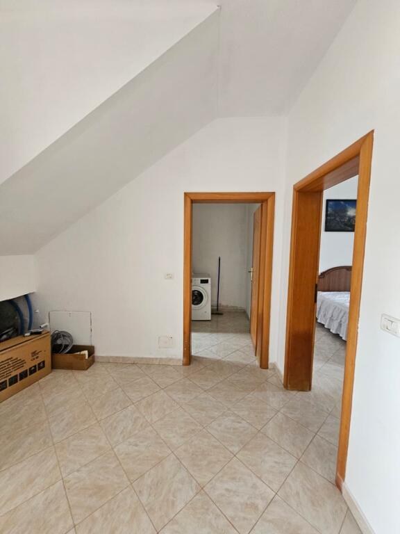 JEPET ME QERA APARTAMENT 1+1 NE KENETE DURRES