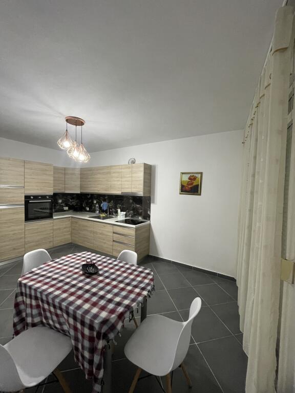 🏡 APARTAMENT ME QERA 2+1 ME PAMJE DETI 📍URA DAJLANIT PLAZH DURRES