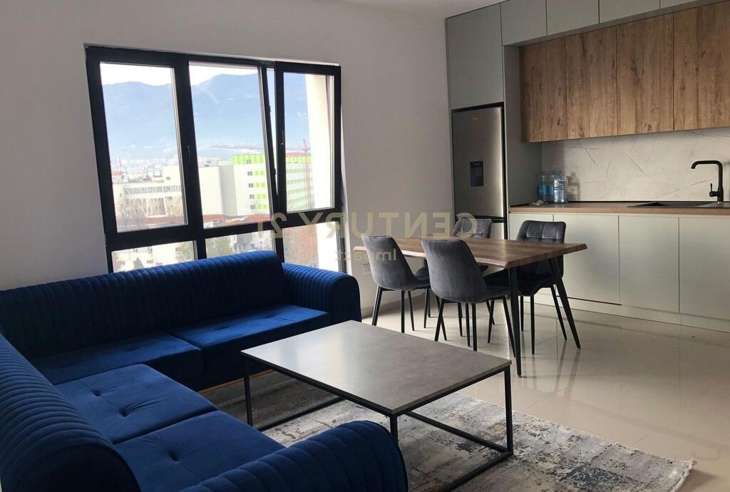 Apartament me qira 1+1 tek Farmacia 10