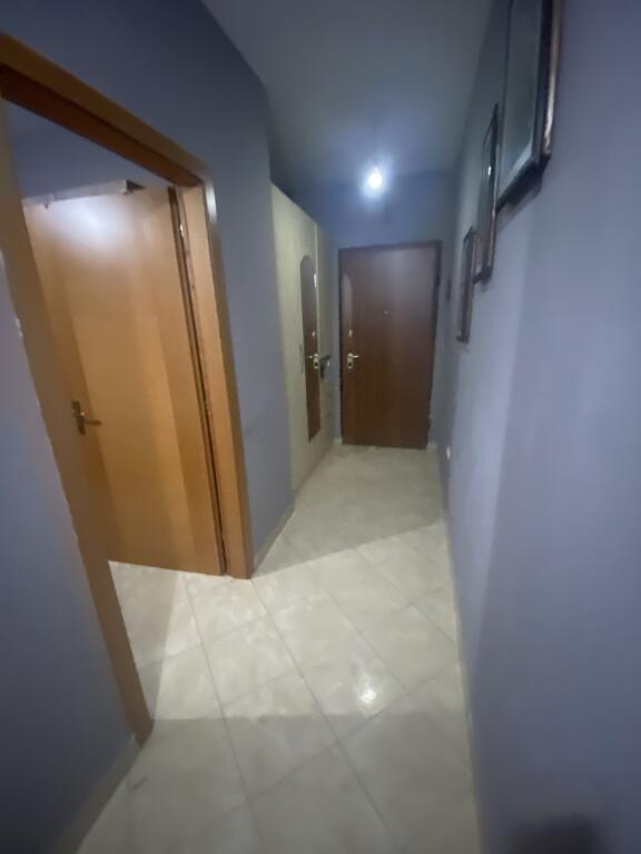 1+1,i mobiluar te bar returni ne astir,cmimi 430 euro