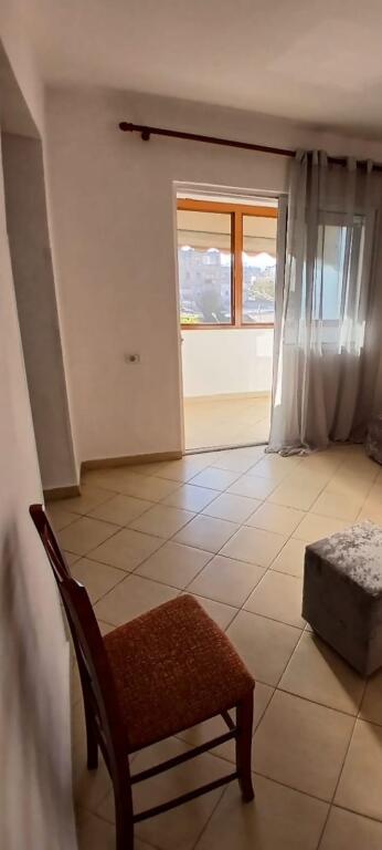 APARTAMENT ME QERA 1+1