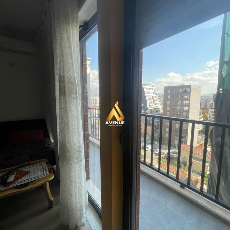 JEPET ME QIRA APARTAMENT 1+1+ PARADHOMË, PRANË OBSERVATORIT, SELVIA, TIRANË.