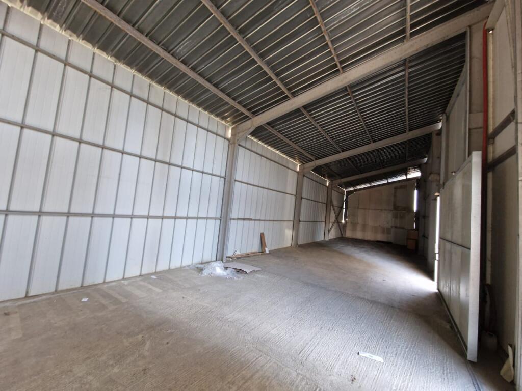 Capannone City Park in affitto