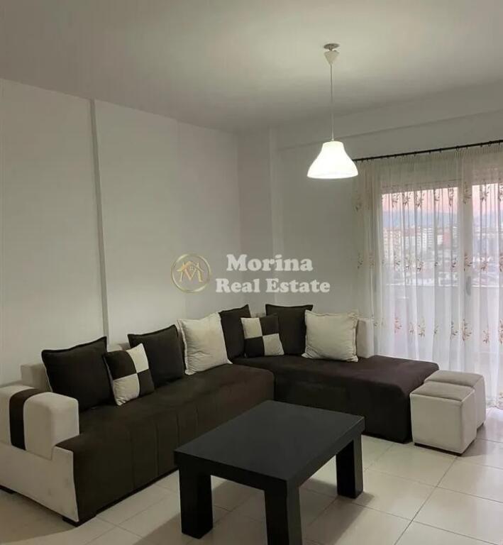 Affitto, Appartamento 3+1+2, Yzberisht, 500 euro/mese