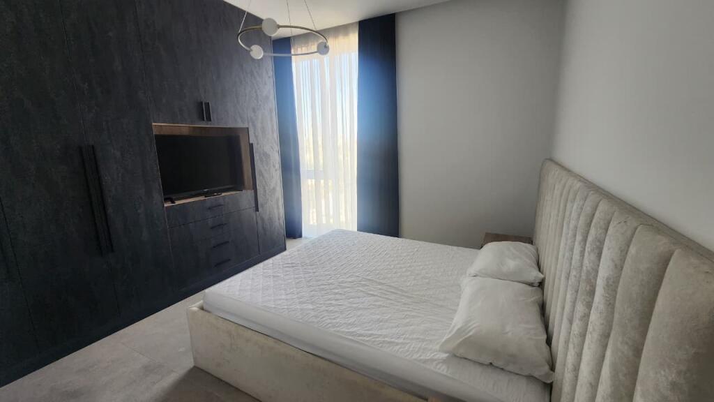 Apartament për qera 2+1+2+post parkimi – Liqeni i Thatë