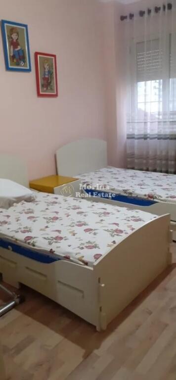 Rent, Apartment 2+1+2Bllk Komuna Parisit, 600 euro/month