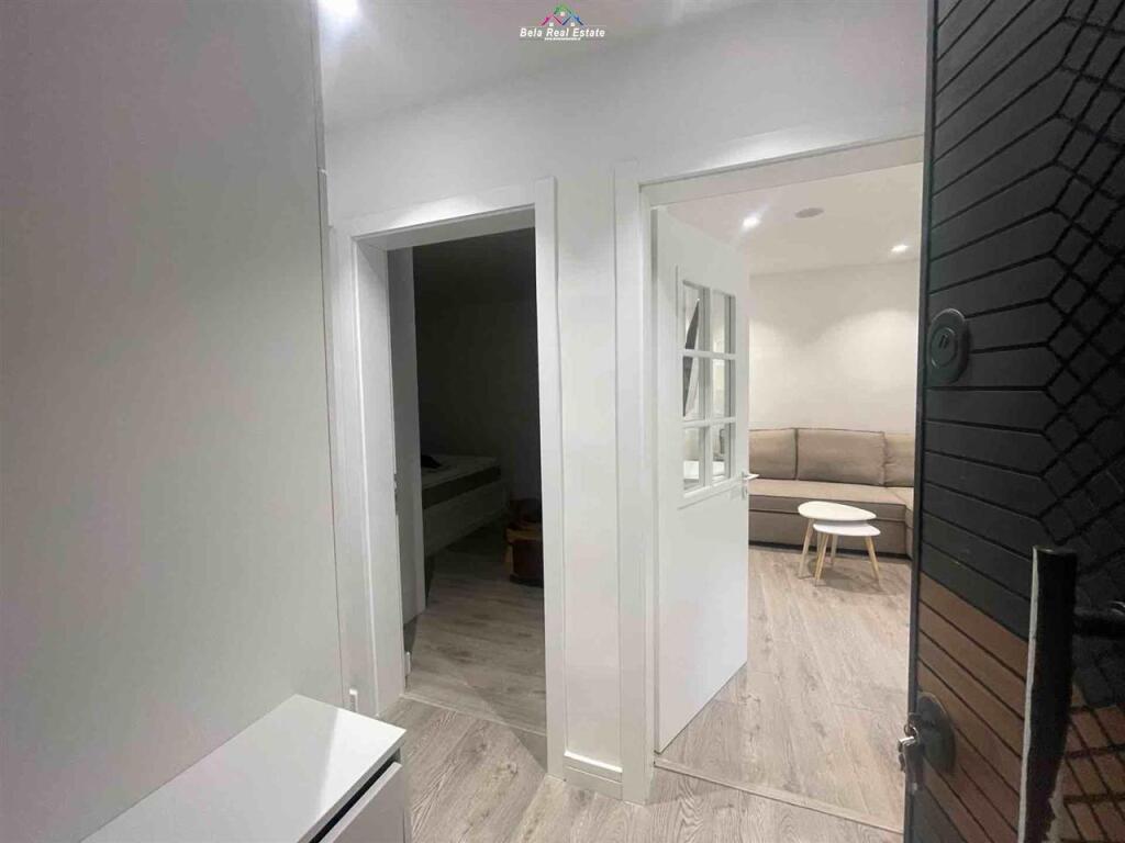 Aparament Me Qera 1+1 Tek Harry Fultz (ID B211388) Tirane