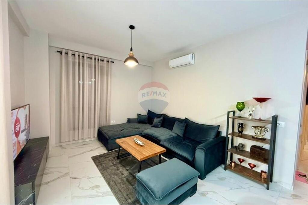 Apartment 2+1 In Porcelain