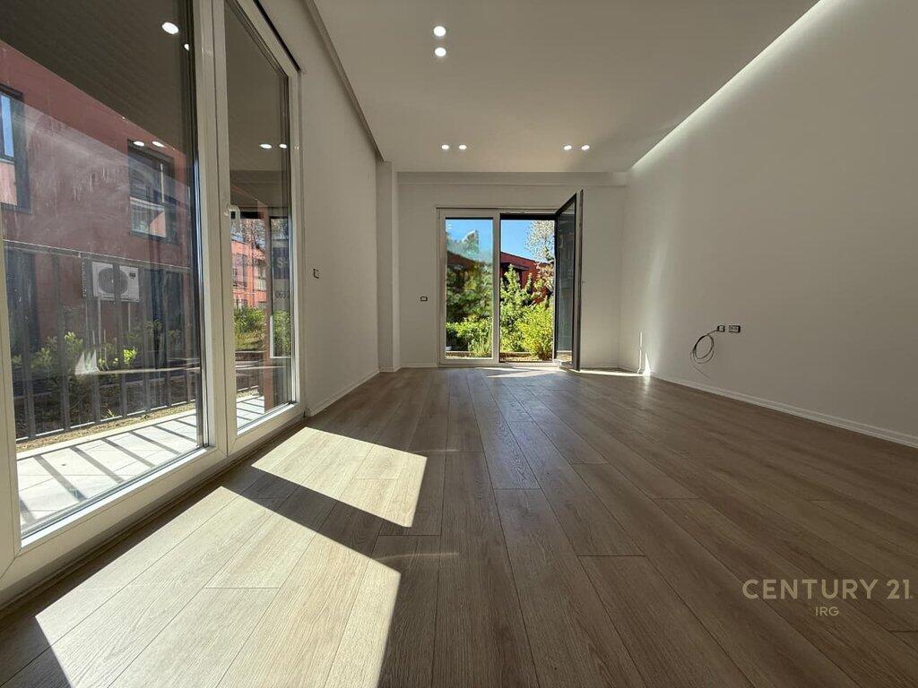 APARTMENT 2+1+2 WITH YARD NEAR TEG!