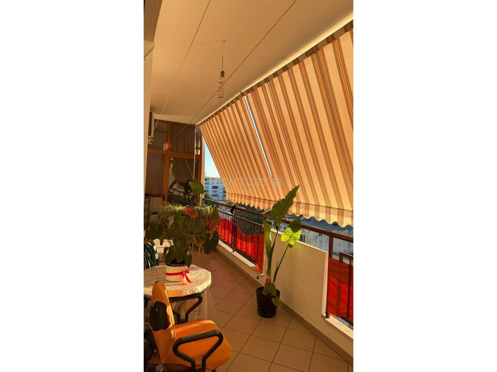 Appartamento 3+1 con Veranda e Deposito in Vendita a Vlora🏖️