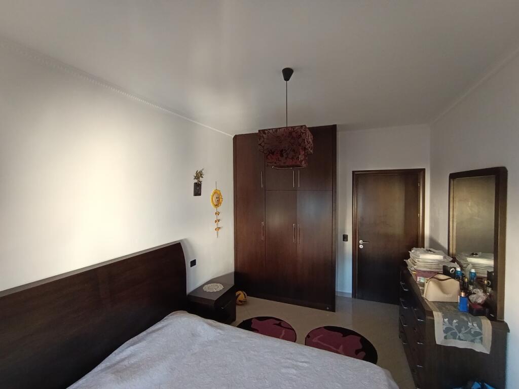 🌟 Shitet Apartament 1+1 në Misto Mame