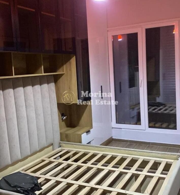 Qera, Apartament 1+1+Bllk, Pazari i Ri, 800 euro/muaj