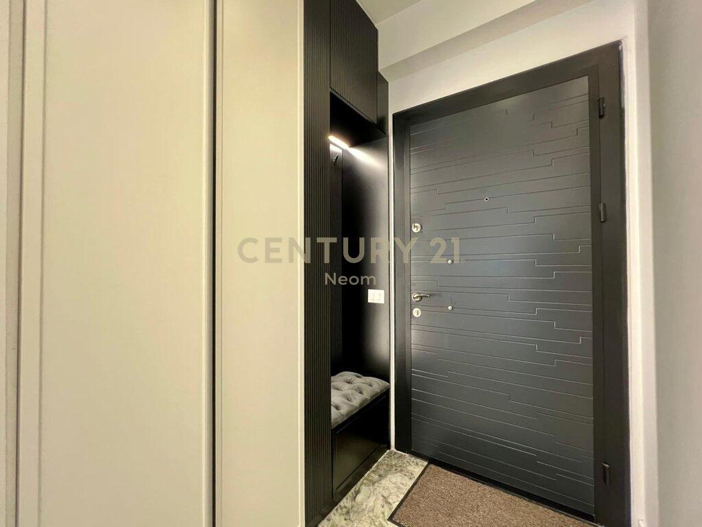 Qira – Apartament Deluxe 1+1 me Post Parkimi dhe Pamje nga Liqeni Artificial🌿