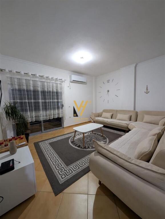 JEPET APARTAMENT 2+1+BLK ME QERA TE FRESKU 450 EURO