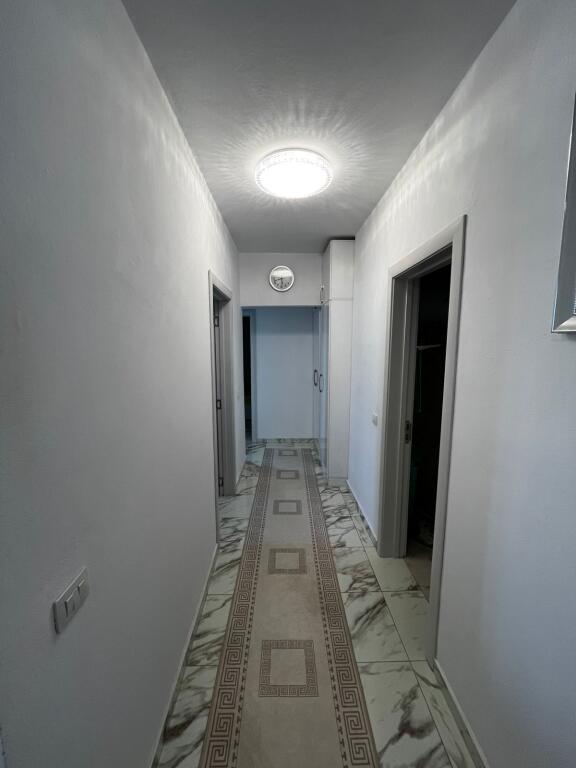 SHITET SUPER APARTAMENT 3+1+2 NE VOLLGA DURRES