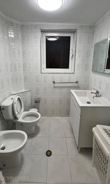 TE KAFE FLORA JAPIM APARTAMENT 2+1 ME QIRA