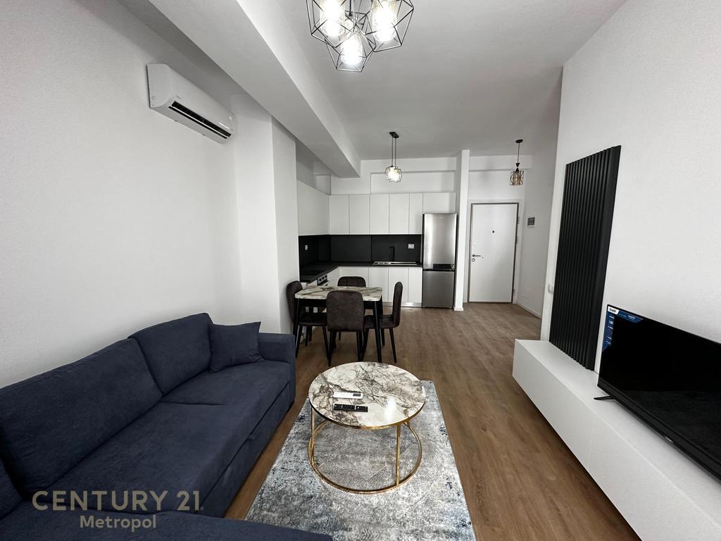 Shes apartament 1+1 te arreduar totalisht ne Rezidencen Kaimi!