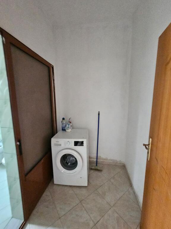 JEPET ME QERA APARTAMENT 1+1 NE KENETE DURRES