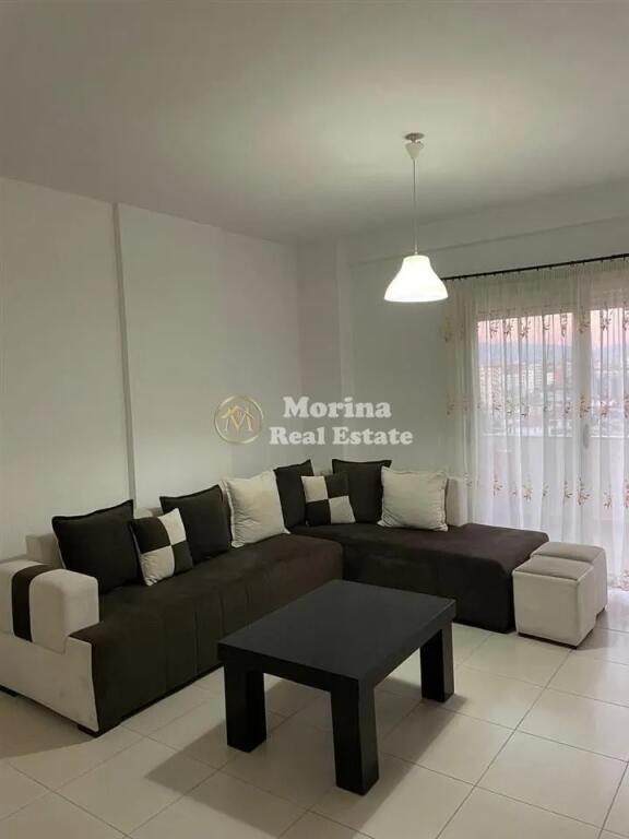 Affitto, Appartamento 3+1+2, Yzberisht, 500 euro/mese