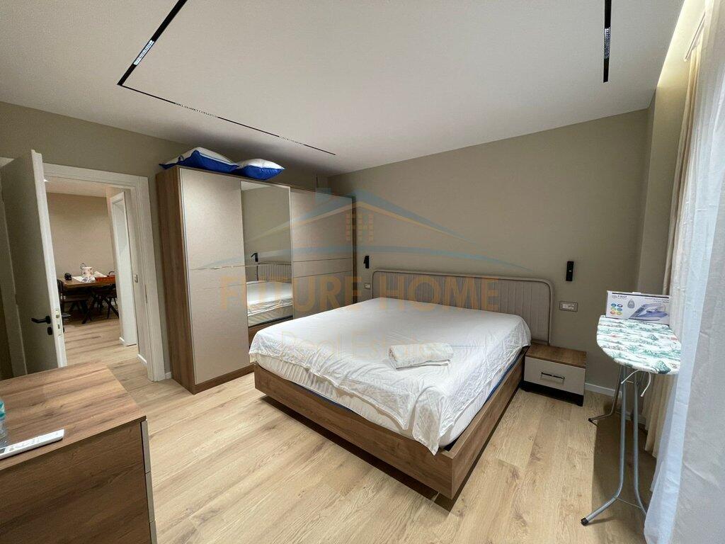 Apartament 2+1+2 me Qira në Bulevardin Migjeni