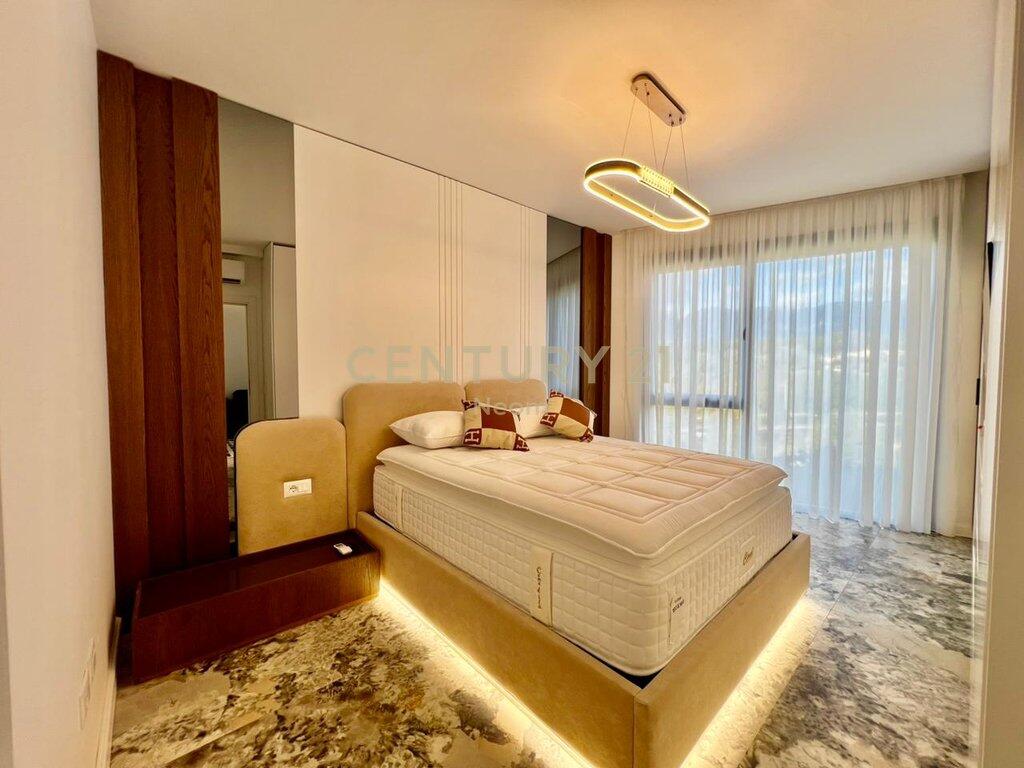 Qira – Apartament Deluxe 1+1 me Post Parkimi dhe Pamje nga Liqeni Artificial🌿