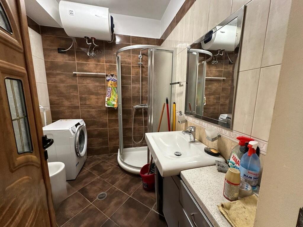Apartament 2+1 per qera tek Rruga Bill Klinton! 700 € /Muaj