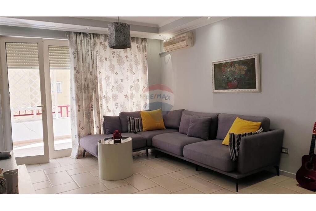 APARTMENT 2+1 NEAR THE ECONOMY UNIVERSITY
