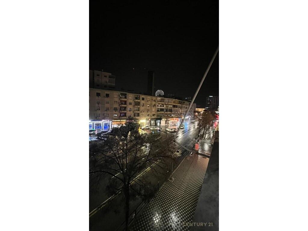 TE KAFE FLORA JAPIM APARTAMENT 2+1 PER QIRA