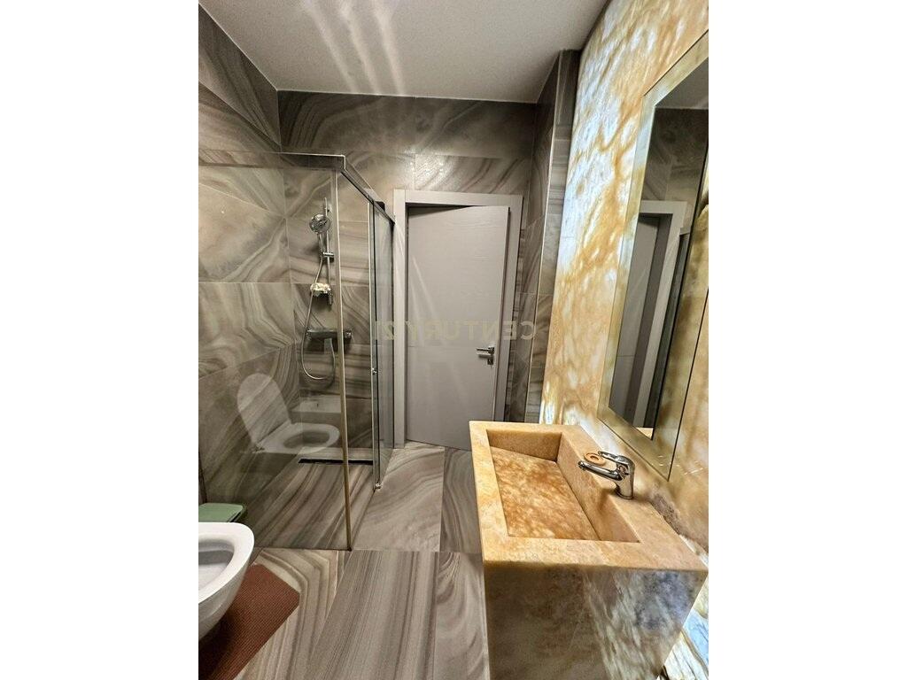 Apartment 1+1 available at Ring Center – Tirana