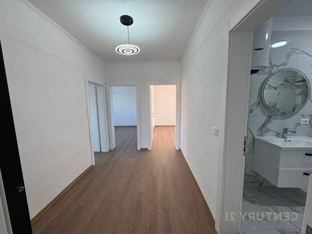 FOR SALE APARTMENT 2+1  XHAMLLIK!