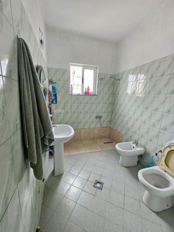 JEPET ME QERA APARTAMENT 1+1 NE KENETE DURRES