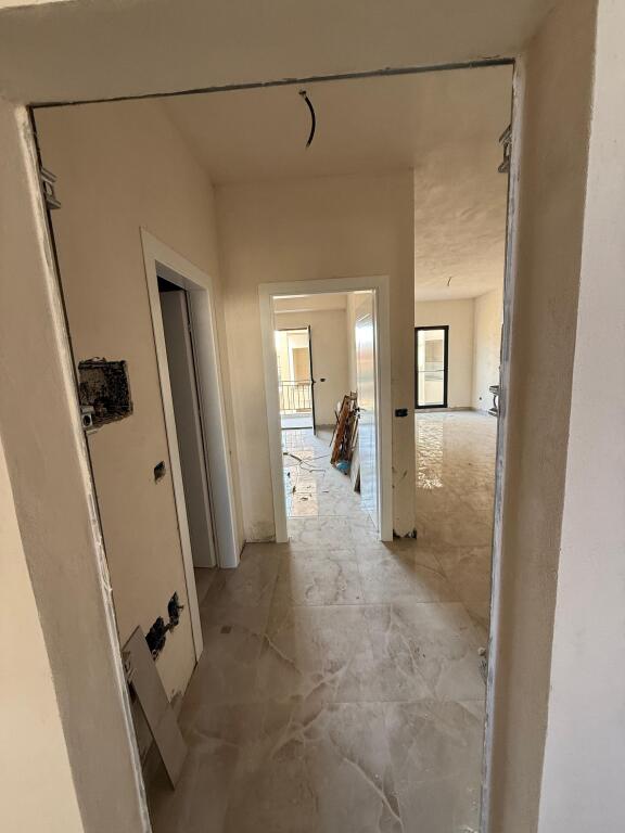 Apartament 1+1 për Shitje – Kompleksi “Oriental”, Golem