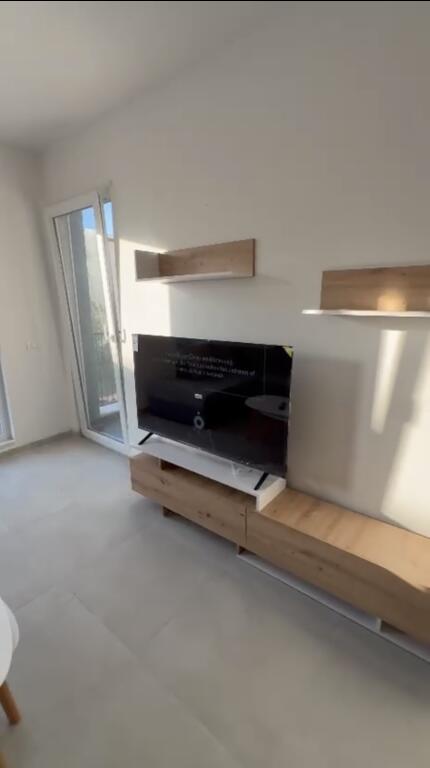 Apartament 2+1 per qira tek Univers City